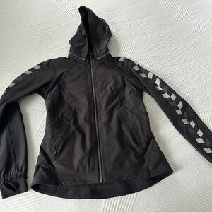 lululemon Feelin Frosty